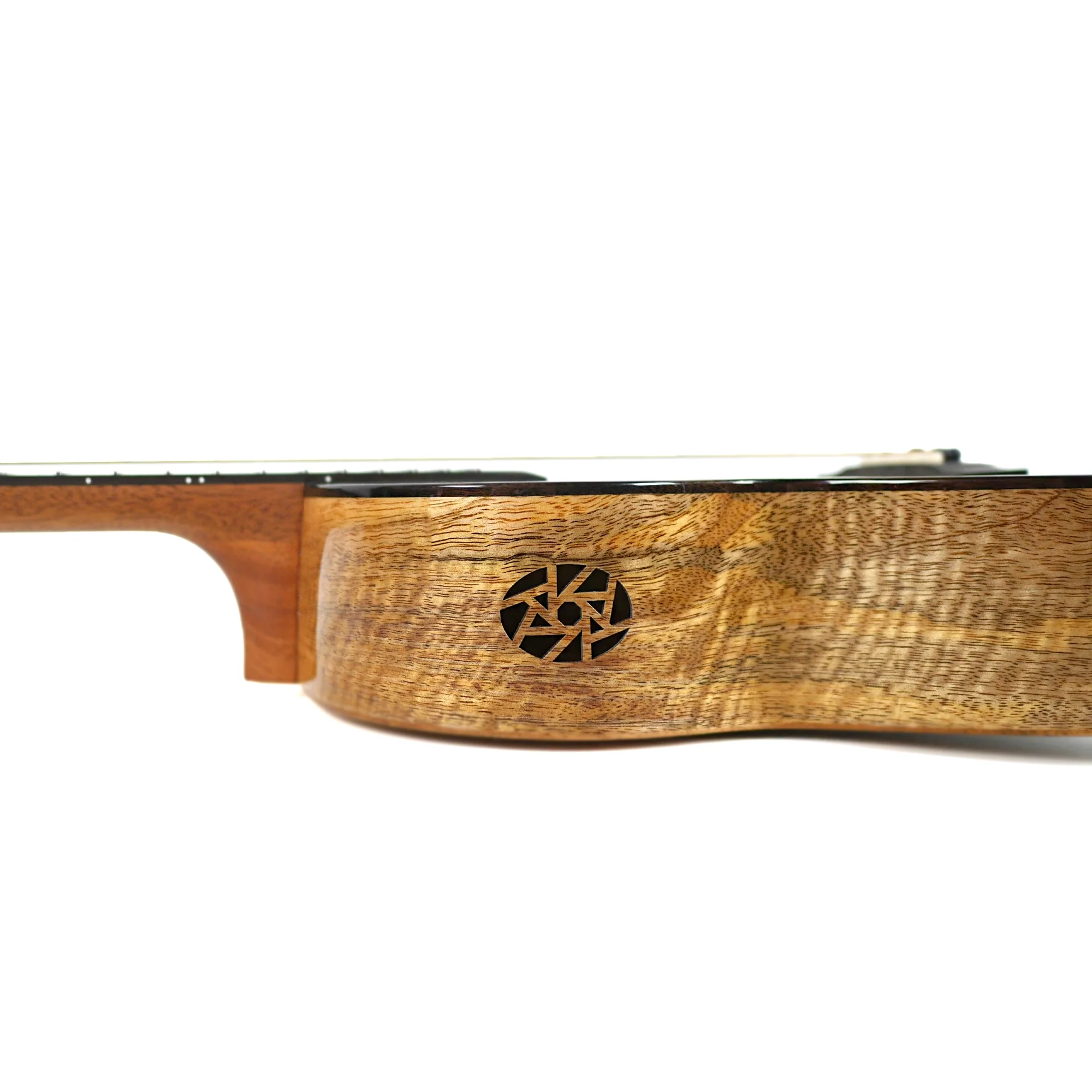 Flight Fireball EQ-A Solid Mango Baritone Ukulele - Image 4